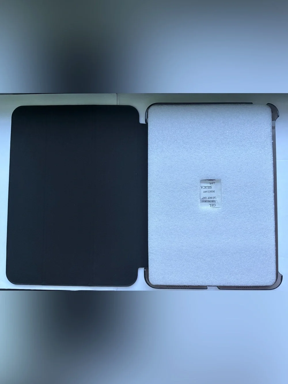 BNWT Moko Case for IPad 10th generation Black Magnetic Tri-Fold Tablet Case